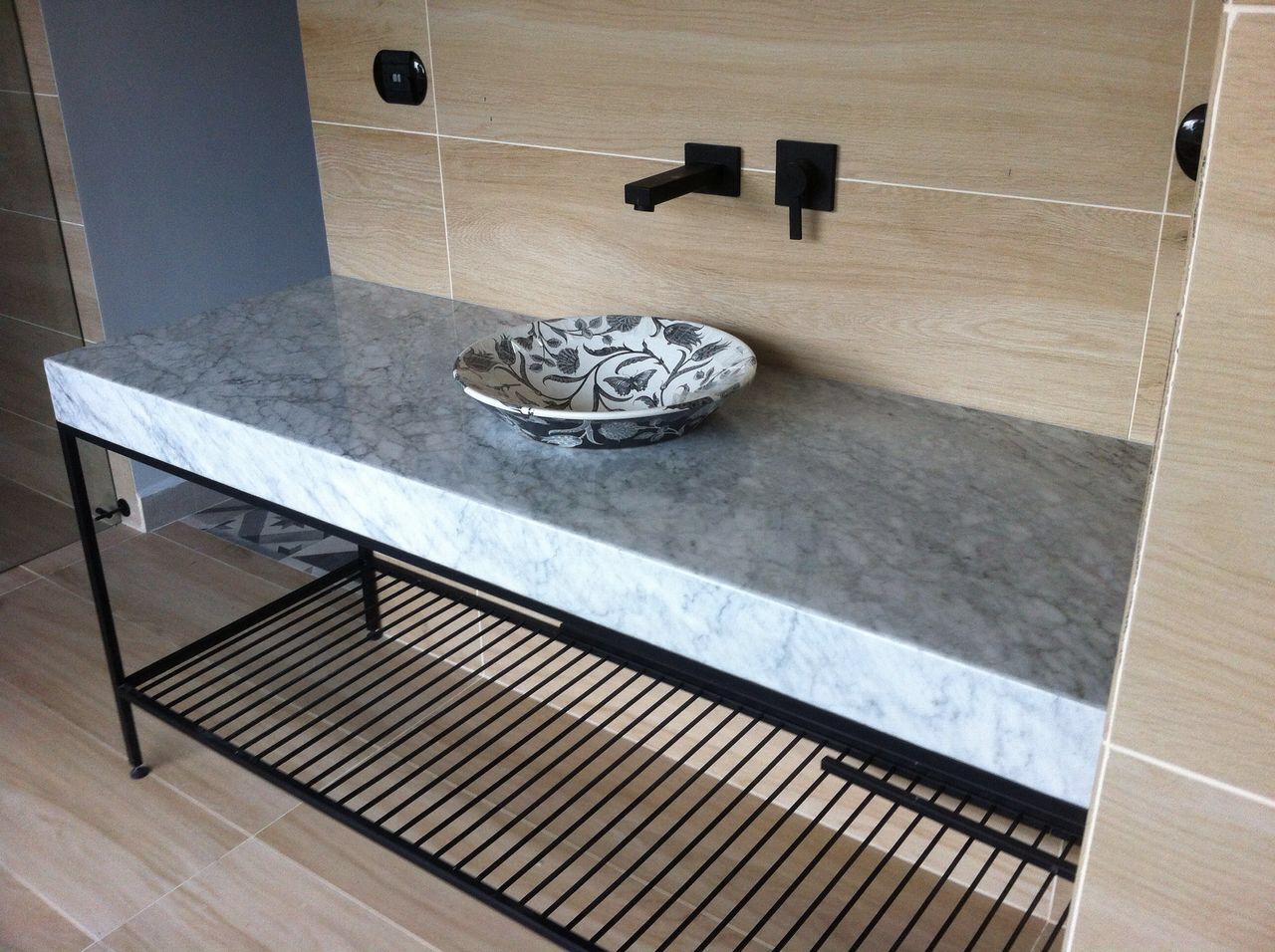 baños-marmol- granitonatural-quarztone-Neolith-014